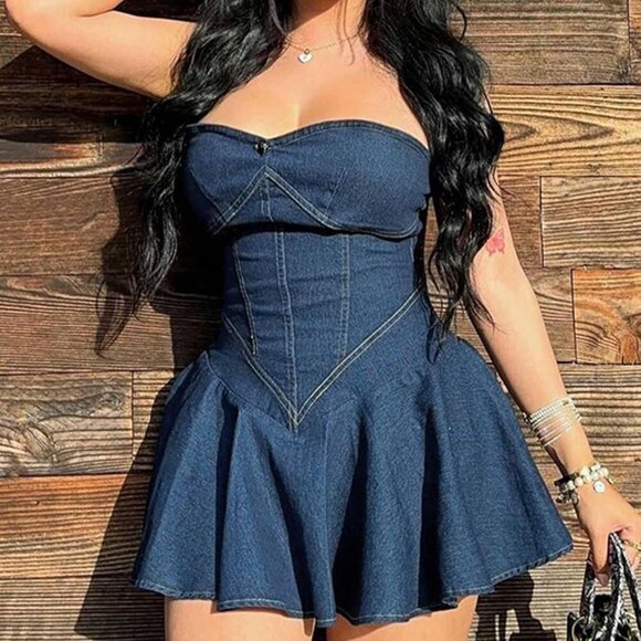 Women's Denim Tube Dress Sleeveless Mini Dress Flared Hem Casual - Picture 3 of 6